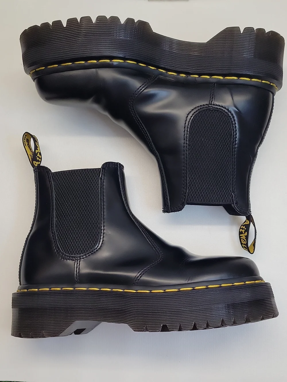 Dr. Martens 2976 Quad Smooth Leather Platform Chelsea Boots Unisex US L 7 M 6